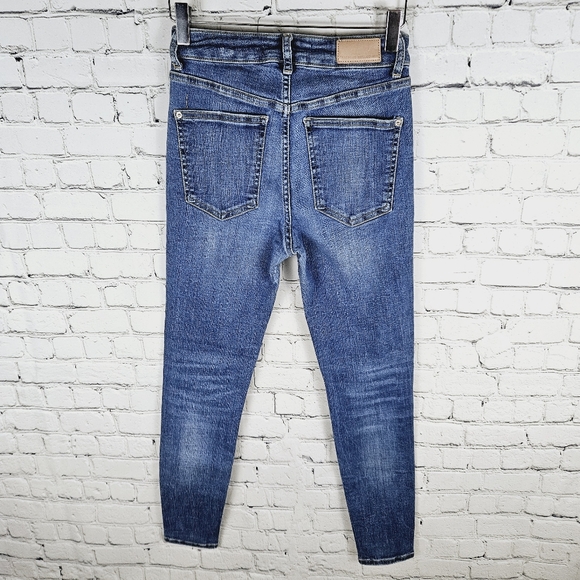 ZARA | skinny high waist stretch distressed jeans - Picture 2 of 8